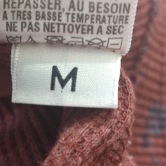 We The Free | Floral Waffle Knit Long Sleeve Earthy Thermal Layer Top | Medium - Picture 9 of 9